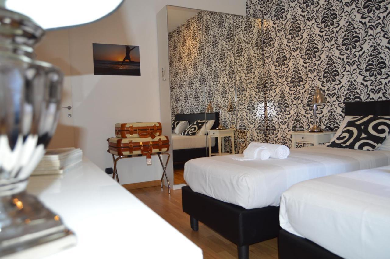 Blue Star Luxury Apartment San Giovanni - Colosseo โรม ภายนอก รูปภาพ